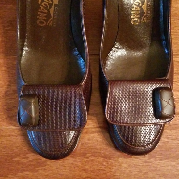Salvatore Ferragamo Leather Pumps Brown Size 7 - Picture 3 of 7